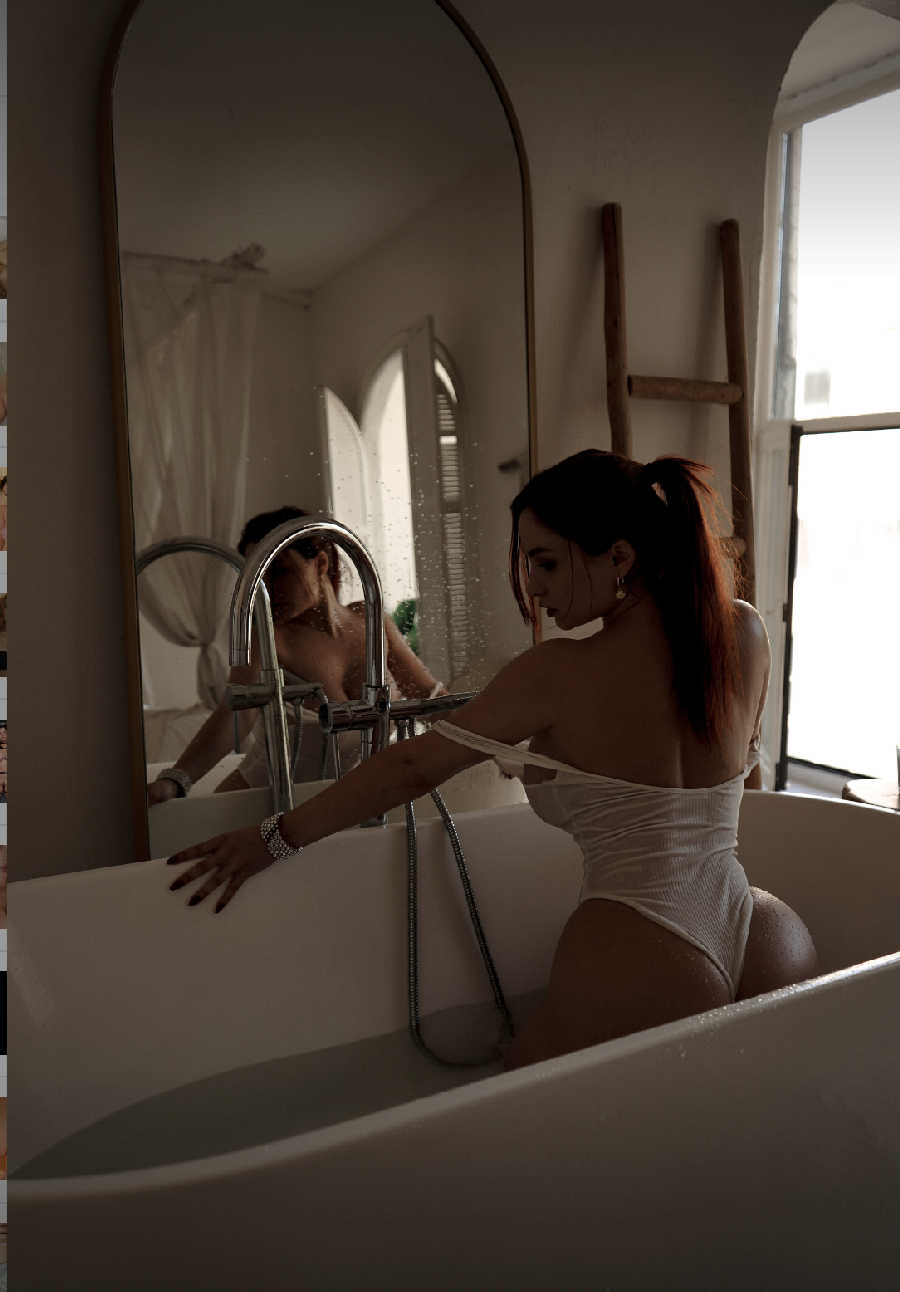 A playful frame from Miranda Faith nude — online in Calgary