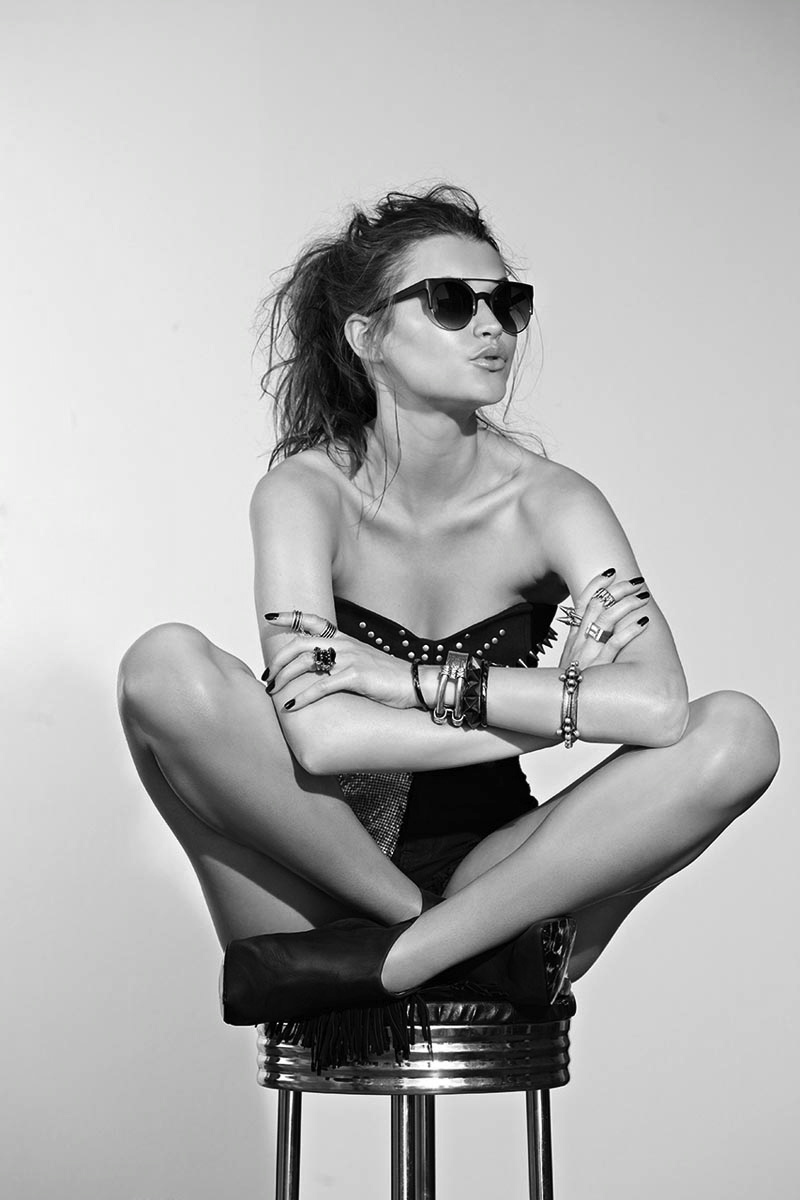 Sassy girls in Calgary — step in, relax, and chat live