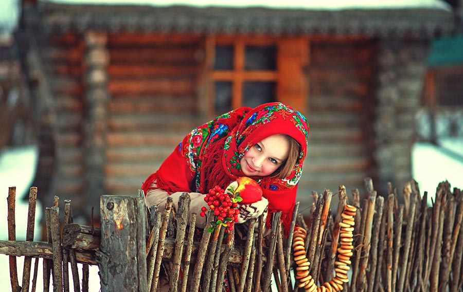 Sexy girl Women in Slavic costumes in Calgary